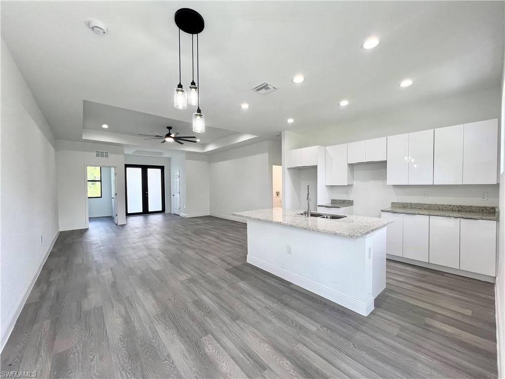 3005 20th ST SW LEHIGH ACRES, FL 33976
