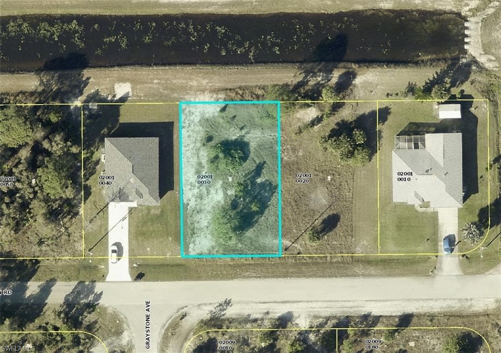 1007 Plantation RD LEHIGH ACRES, FL 33974
