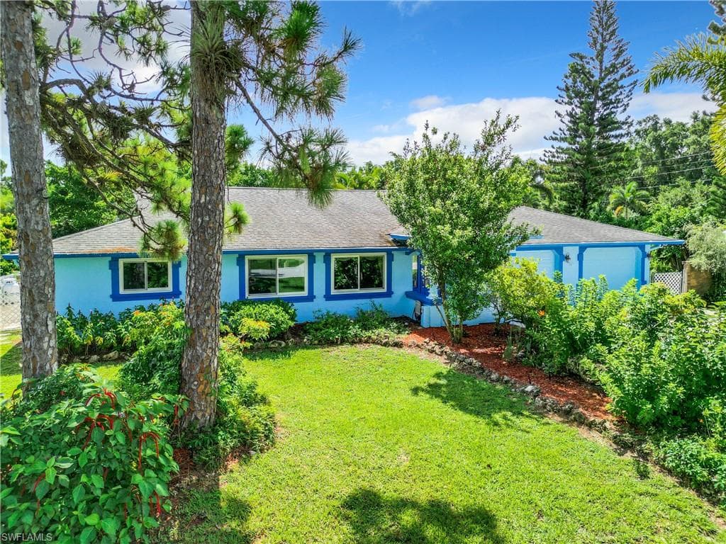 26700 Lost Woods CIR BONITA SPRINGS, FL 34135