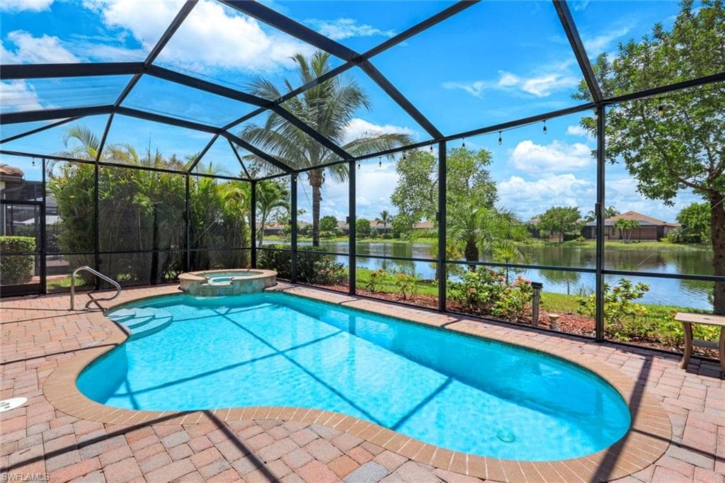 28070 Kerry CT BONITA SPRINGS, FL 34135