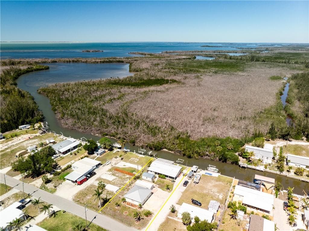 5200 Flamingo DR ST. JAMES CITY, FL 33956