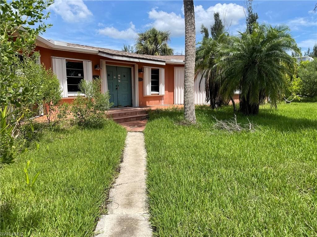 3455 Papaya ST ST. JAMES CITY, FL 33956
