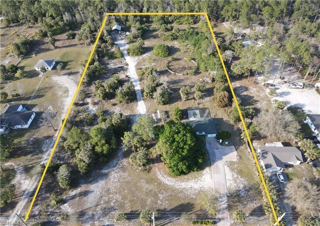 571 24th AVE NE NAPLES, FL 34120