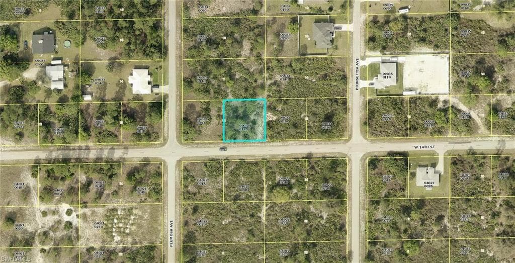 104 W 14th ST LEHIGH ACRES, FL 33972