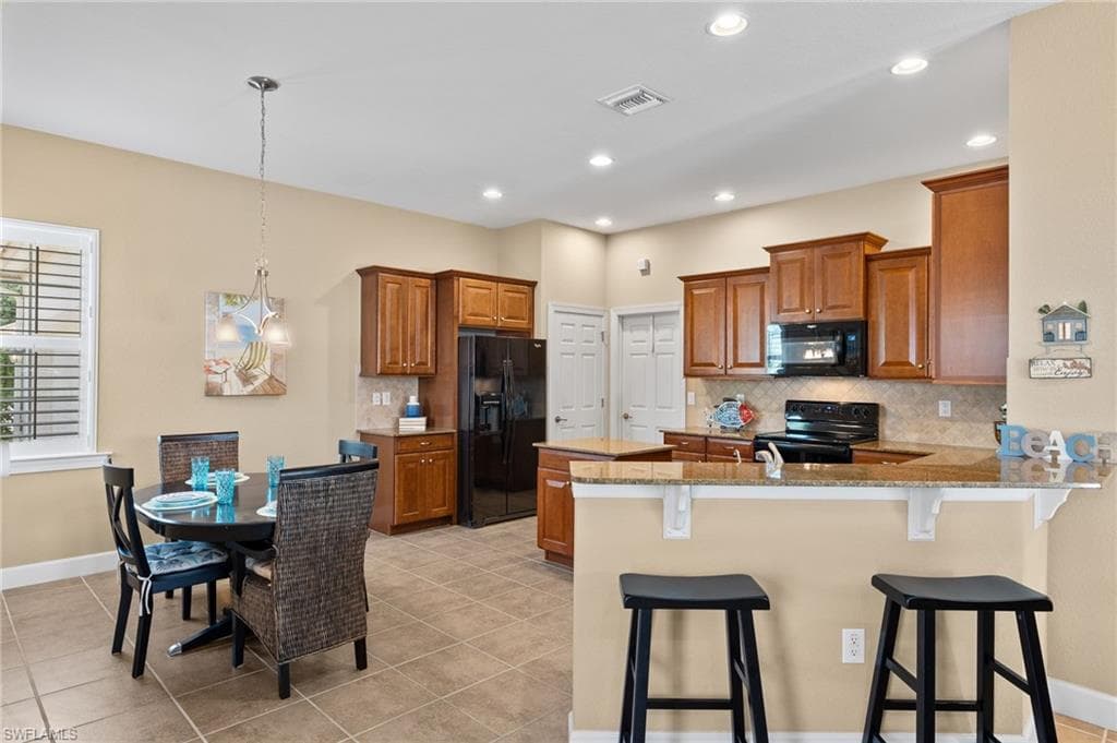 11208 Suffield ST FORT MYERS, FL 33913