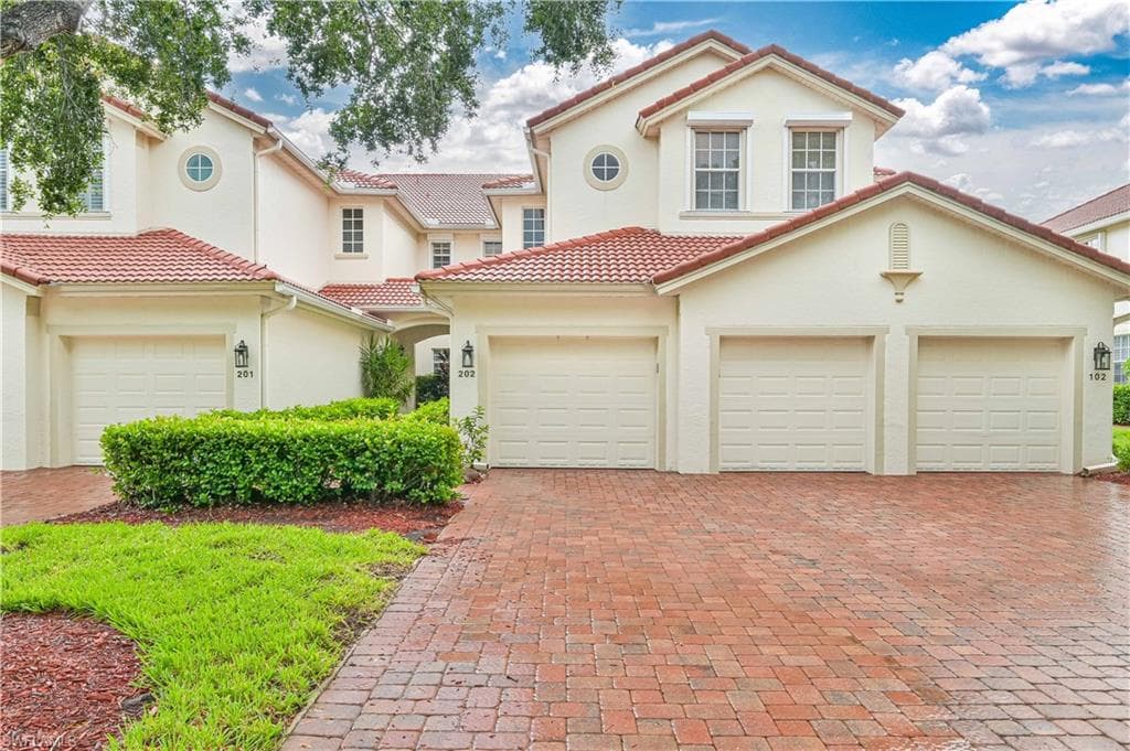 16550 Crownsbury WAY 202 FORT MYERS, FL 33908