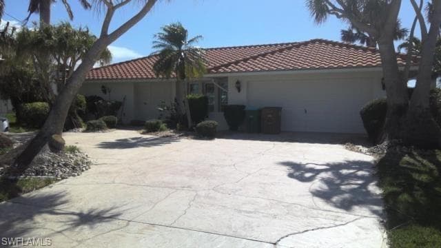 1100 Lincoln CT CAPE CORAL, FL 33904