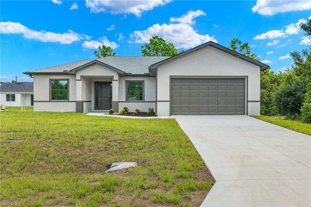 743 Chambers ST E LEHIGH ACRES, FL 33974