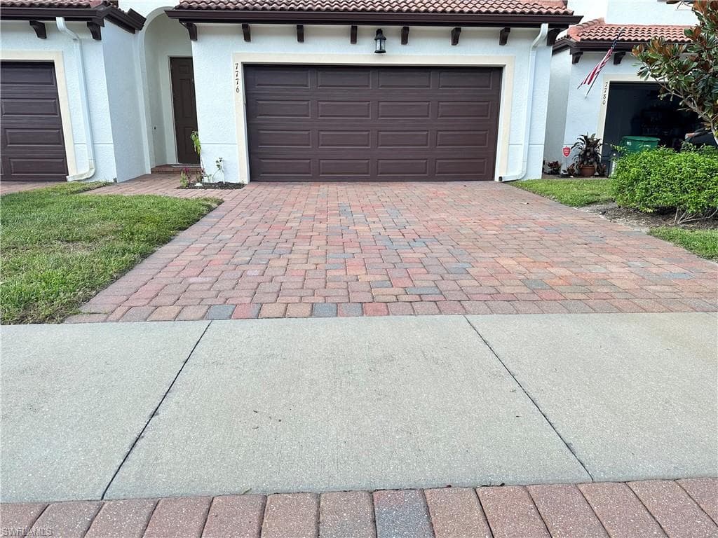 7776 Bristol CIR NAPLES, FL 34120
