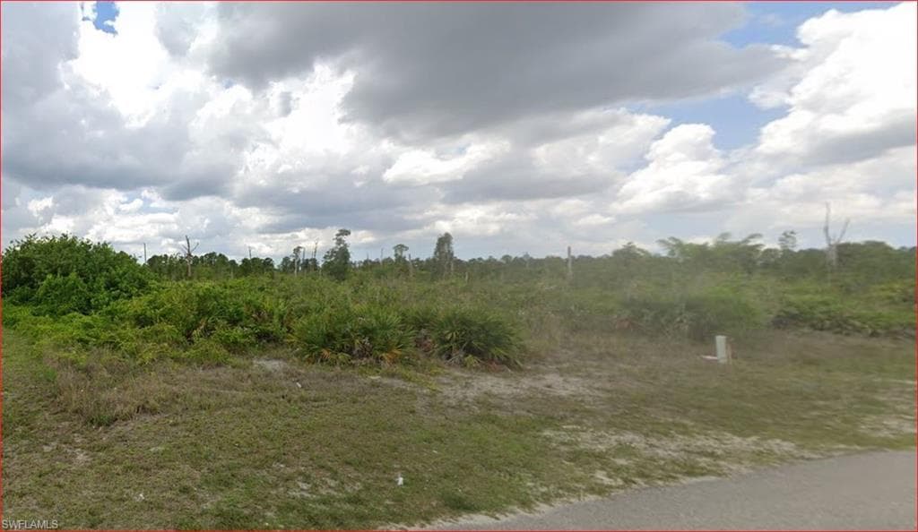 2617 22nd ST W LEHIGH ACRES, FL 33971