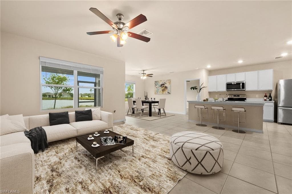 3167 Estancia LN CAPE CORAL, FL 33909