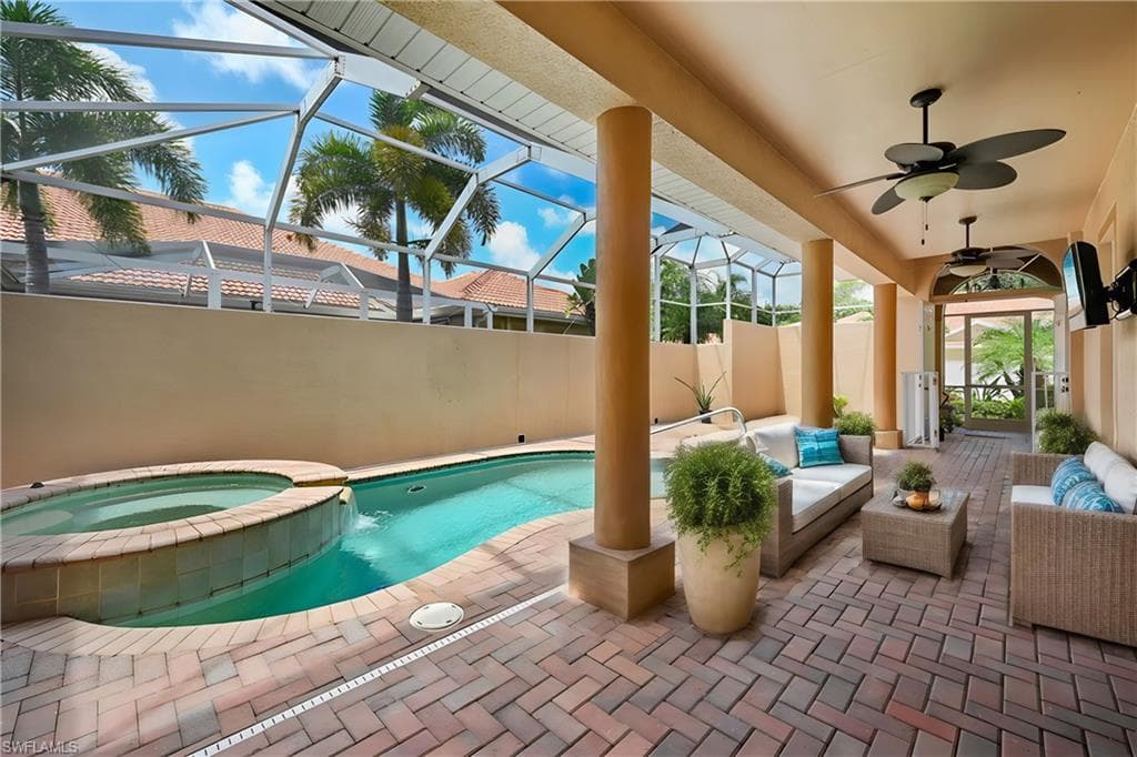 5711 Kensington LOOP FORT MYERS, FL 33912