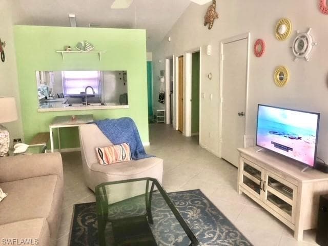 489 Tallwood ST B101 MARCO ISLAND, FL 34145