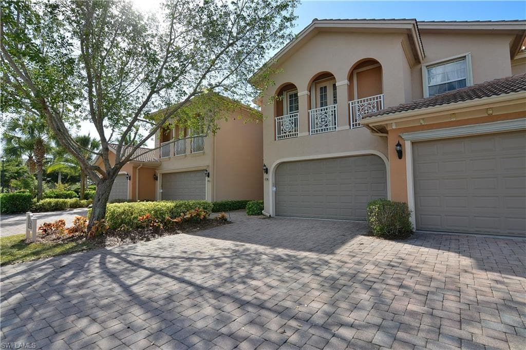 3620 Lansing LOOP 102 ESTERO, FL 33928