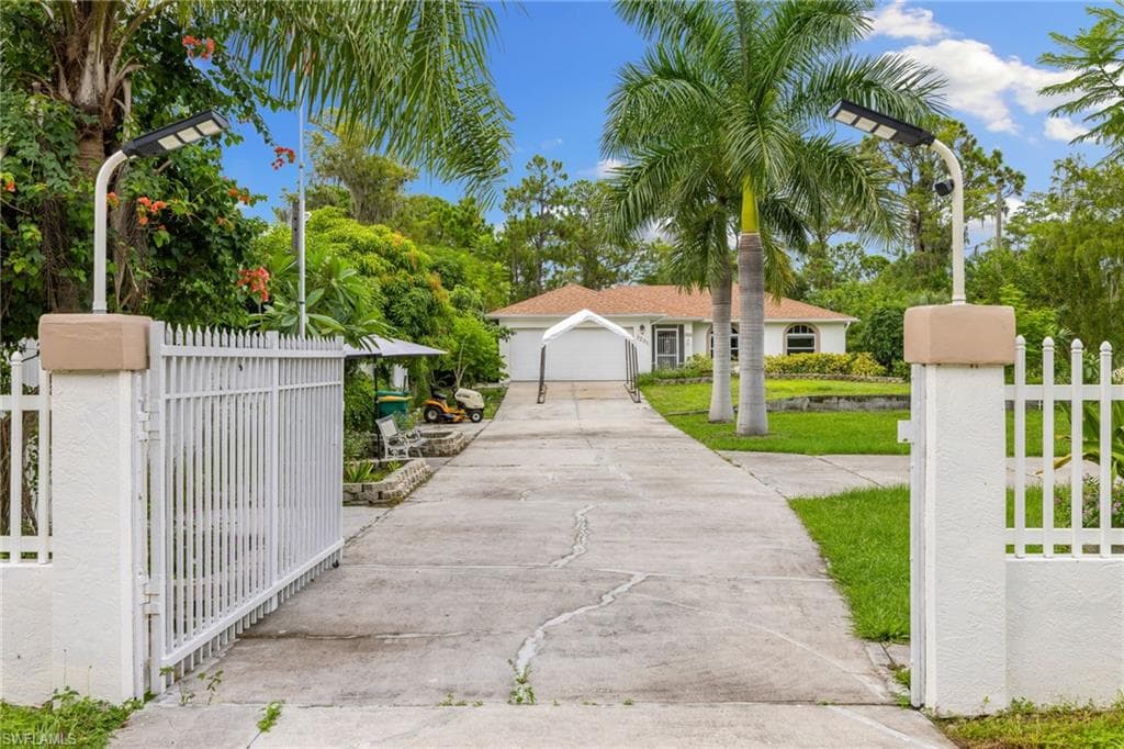 3221 22nd AVE NE NAPLES, FL 34120
