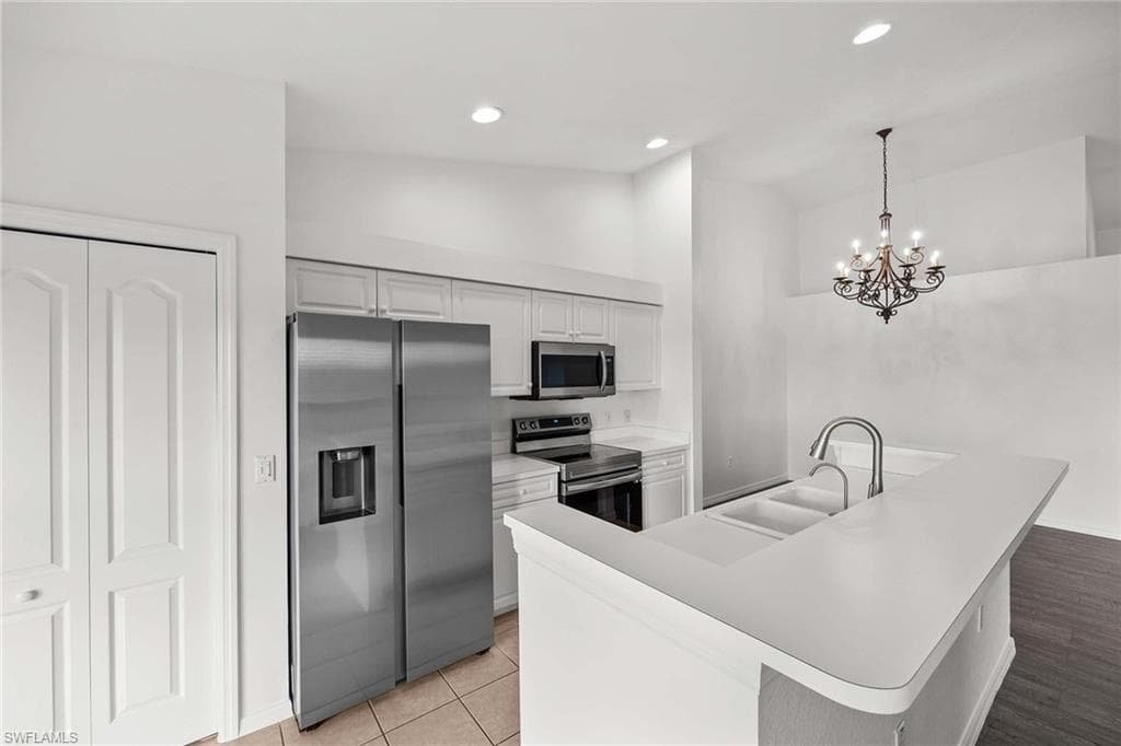 20051 Barletta LN 2522 ESTERO, FL 33928
