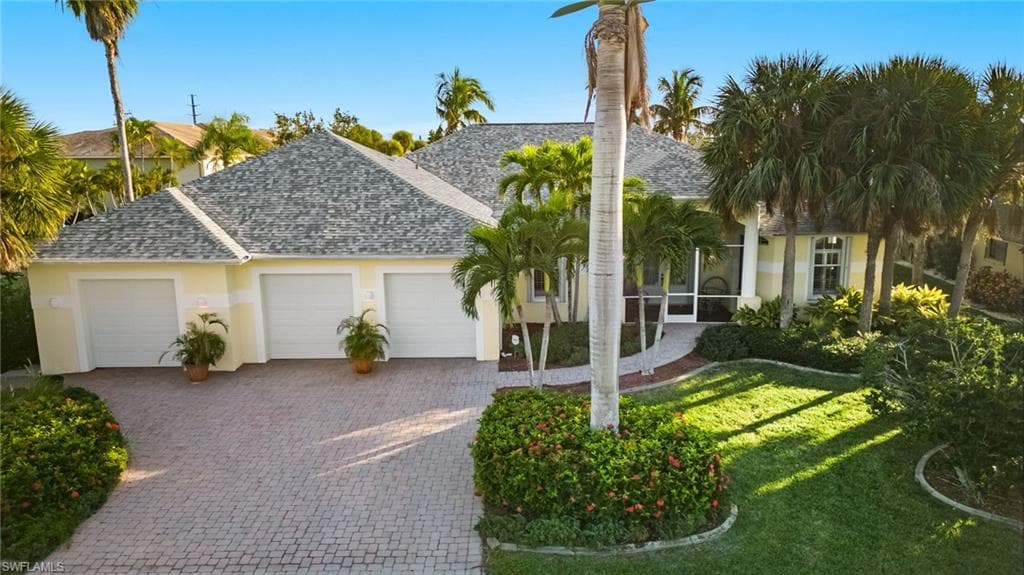 122 SW 46th TER CAPE CORAL, FL 33914