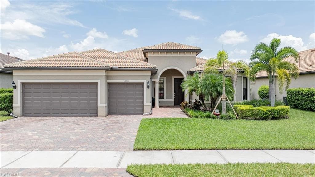12073 Winfield CIR FORT MYERS, FL 33966