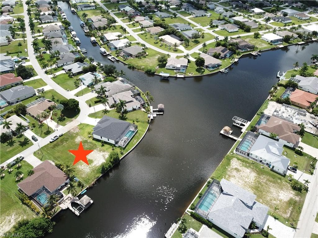 2856 SW 26th PL CAPE CORAL, FL 33914