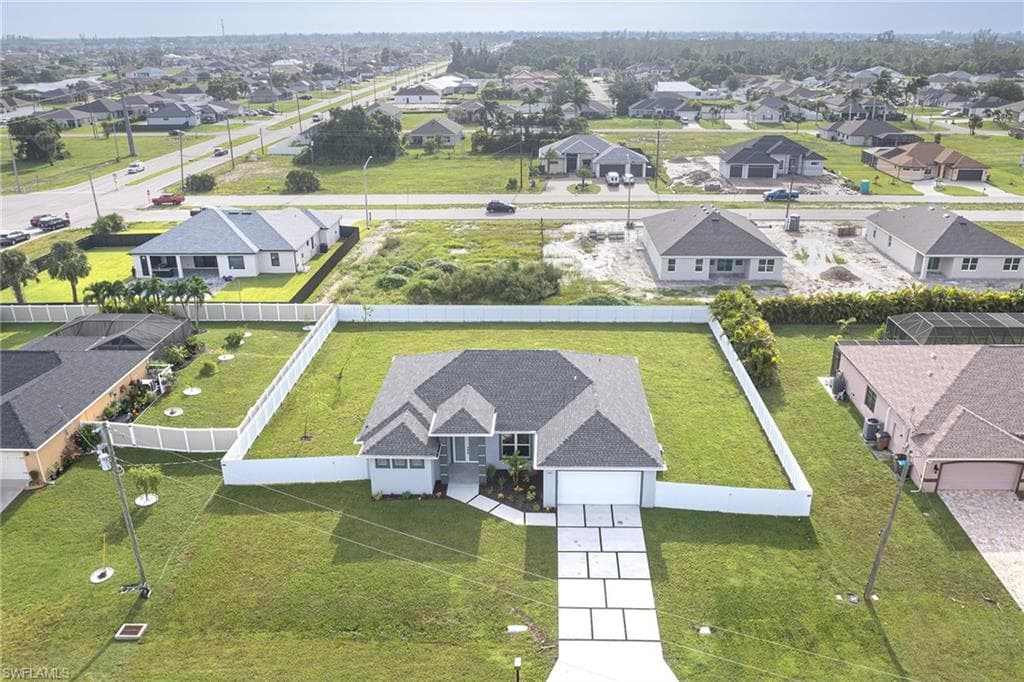144 NW 7th PL CAPE CORAL, FL 33993