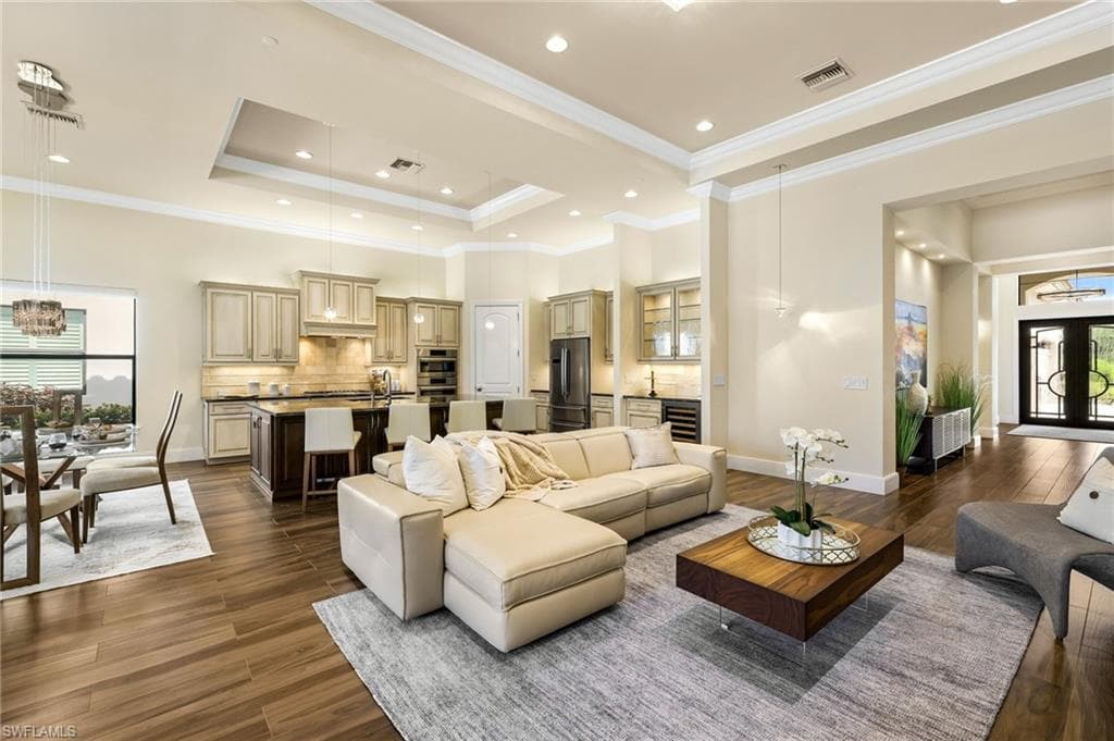 11821 Via Cassina CT MIROMAR LAKES, FL 33913