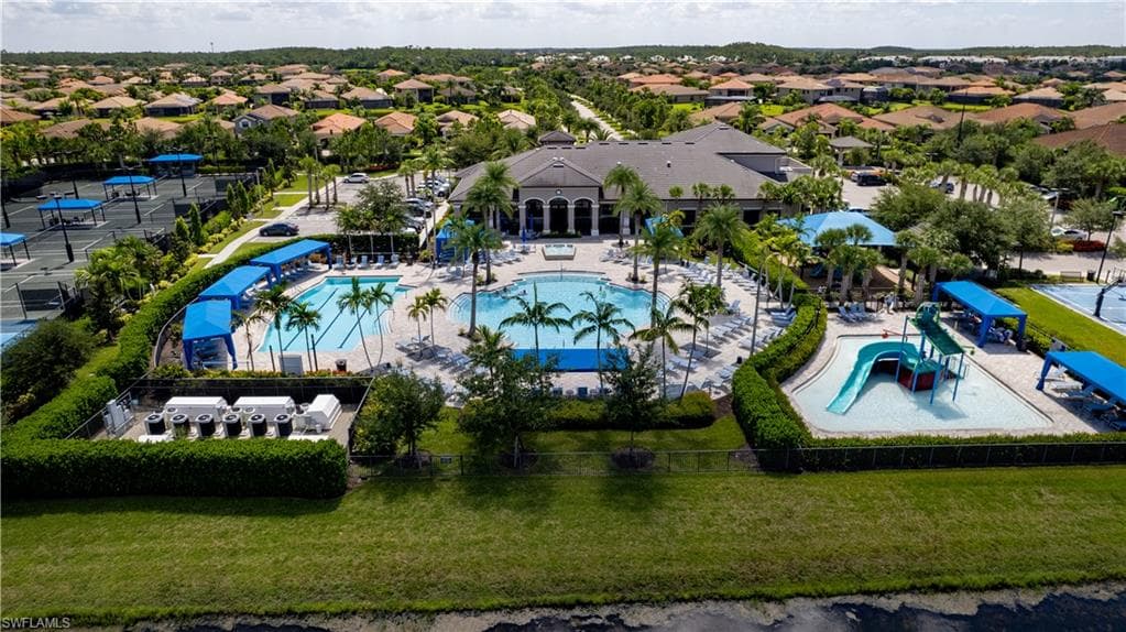 11568 Stonecreek CIR FORT MYERS, FL 33913