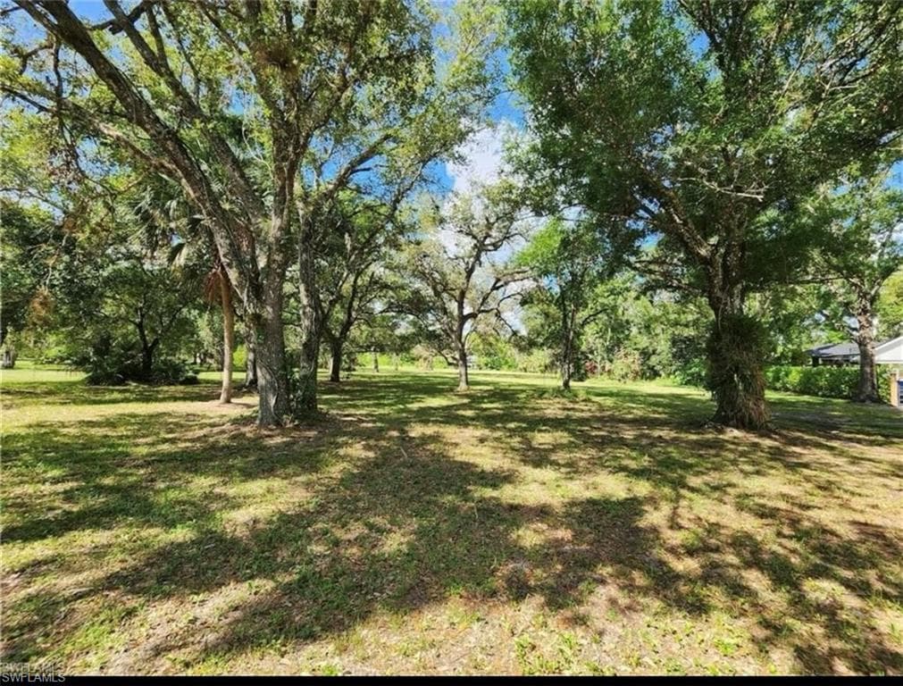 648 turtle LN LABELLE, FL 33935