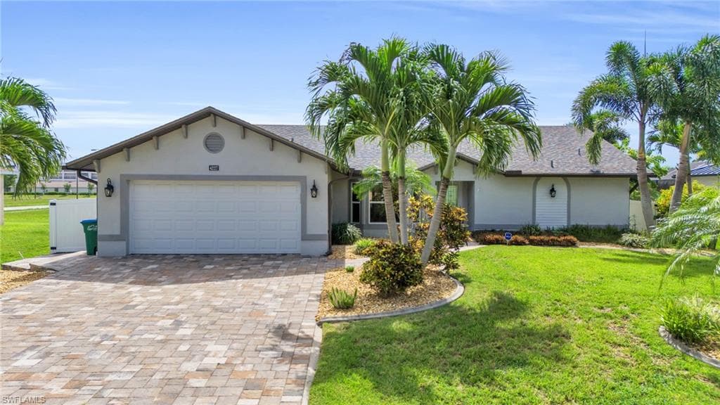 4227 21st PL CAPE CORAL, FL 33914