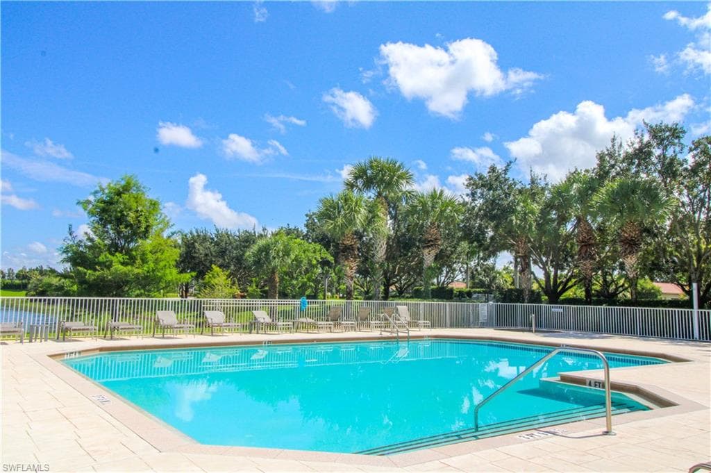 2156 Dragonfruit WAY NAPLES, FL 34120