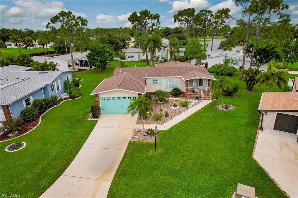 10083 Broken Woods CT NORTH FORT MYERS, FL 33903