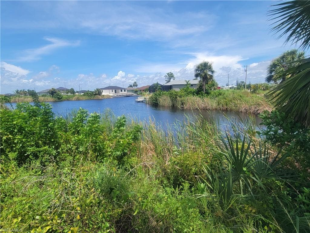 3729 NW 38th AVE CAPE CORAL, FL 33993