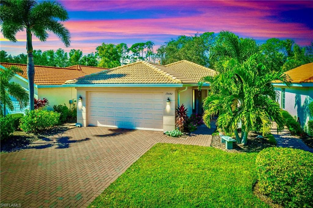 19642 Villa Rosa LOOP ESTERO, FL 33967
