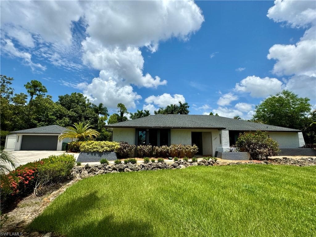 5580 Cynthia LN NAPLES, FL 34112