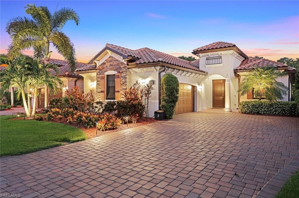 28592 Westmeath CT BONITA SPRINGS, FL 34135