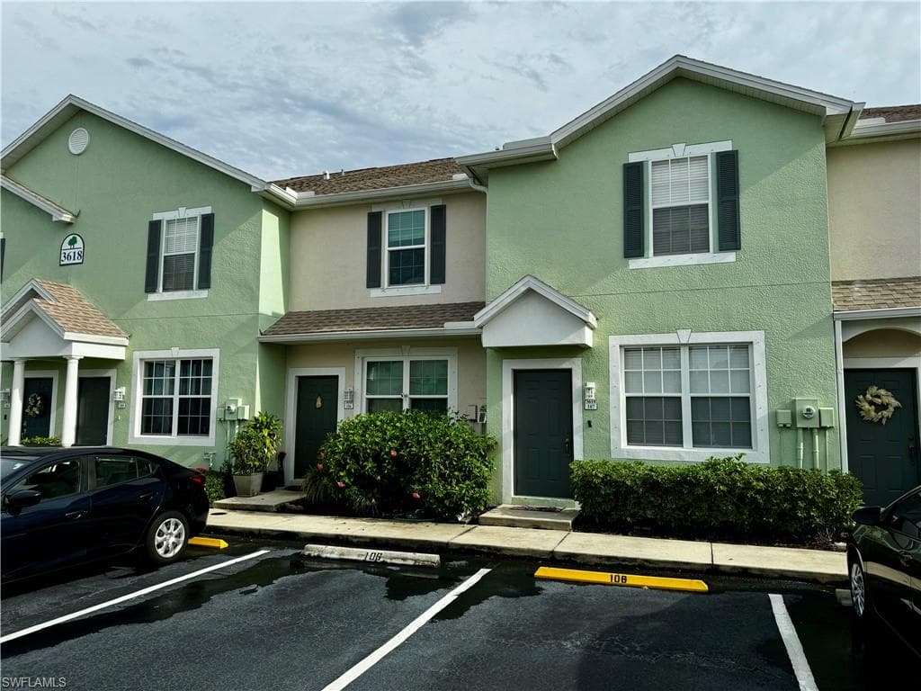 3618 Pine Oak CIR 107 FORT MYERS, FL 33916