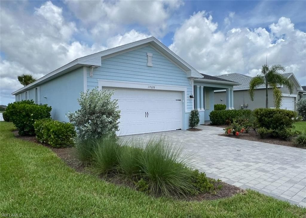 17628 Winding Wood LN PUNTA GORDA, FL 33982