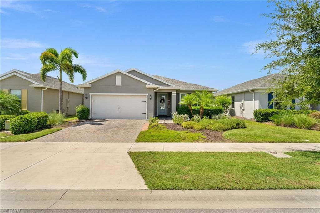 17640 Silverspur DR PUNTA GORDA, FL 33982