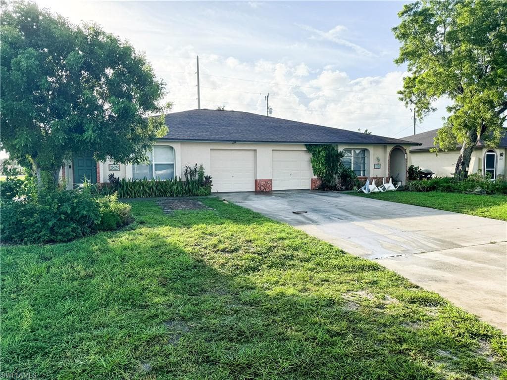 2825 SW Santa Barbara PL CAPE CORAL, FL 33914