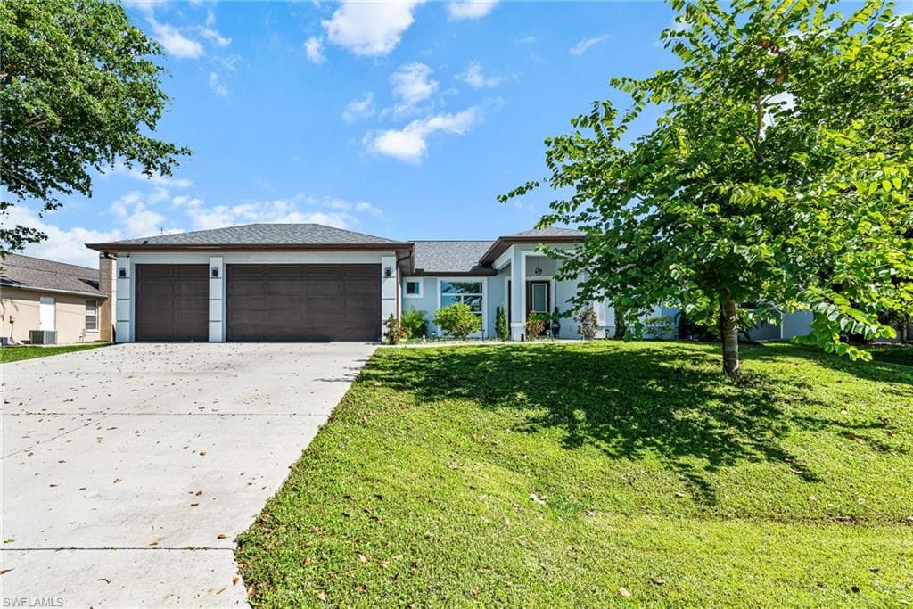 121 SE 45th ST CAPE CORAL, FL 33904