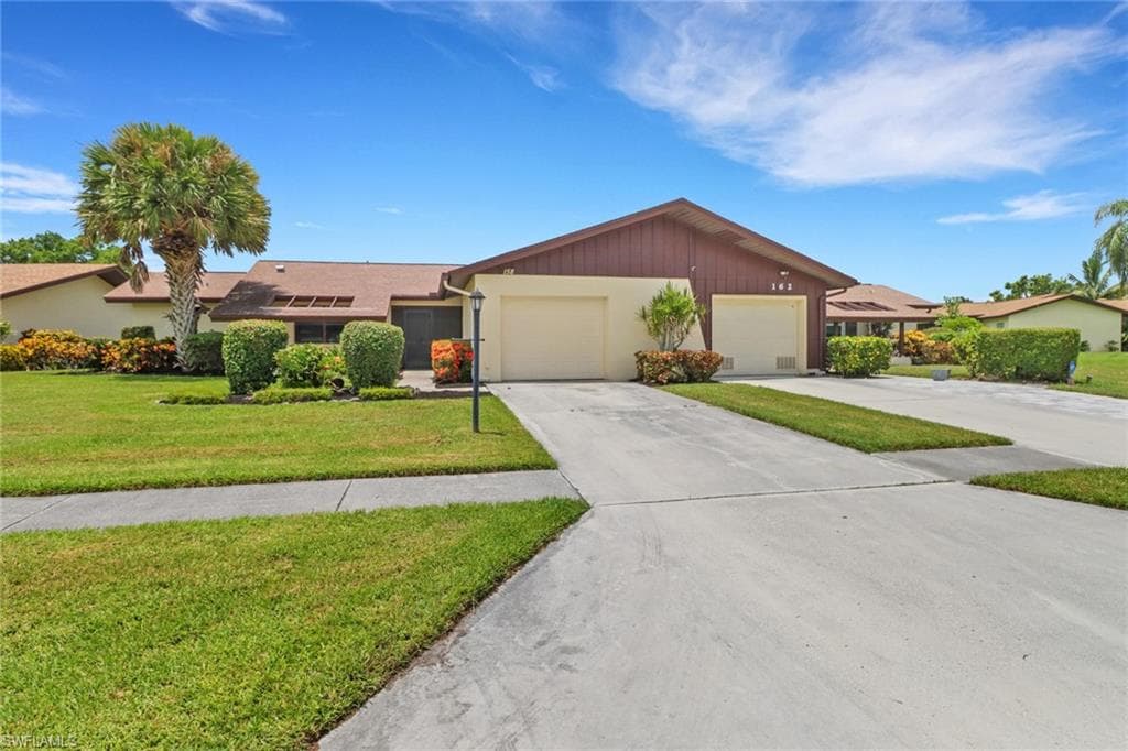 158 Round Key CIR G17 NAPLES, FL 34112