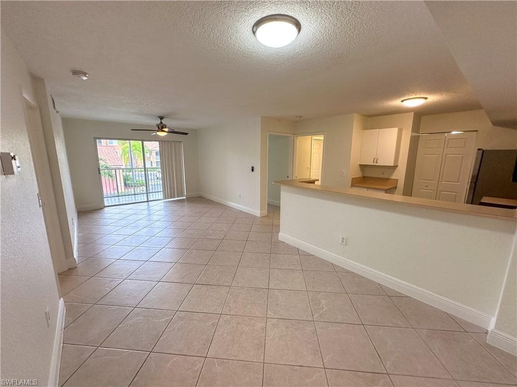 1835 Florida Club CIR 3203 NAPLES, FL 34112