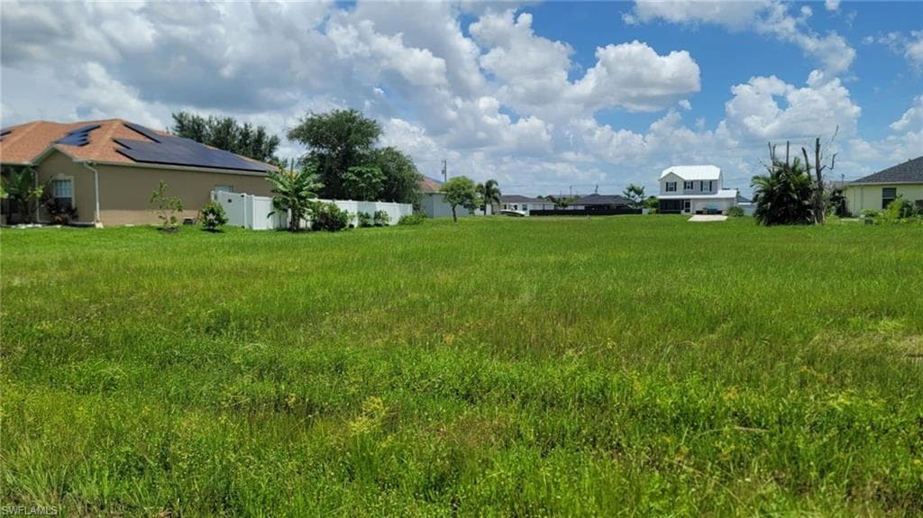 413 NW 17th AVE CAPE CORAL, FL 33993