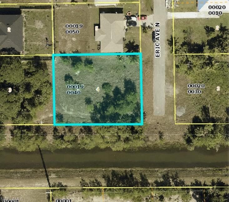 101 Eric AVE N LEHIGH ACRES, FL 33971