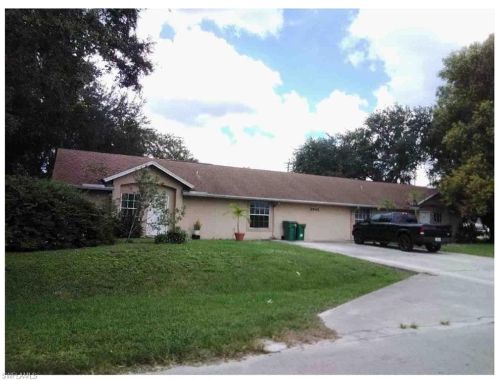 4945 26th PL SW NAPLES, FL 34116