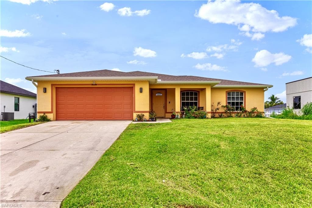 2804 30th ST SW LEHIGH ACRES, FL 33976