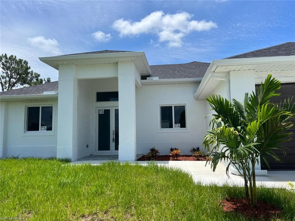 3212 36th ST SW LEHIGH ACRES, FL 33976
