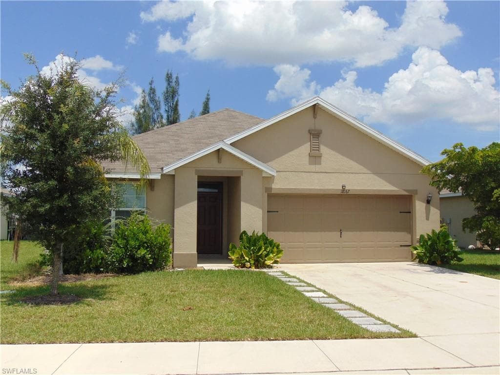 18167 White Dove CT LEHIGH ACRES, FL 33972