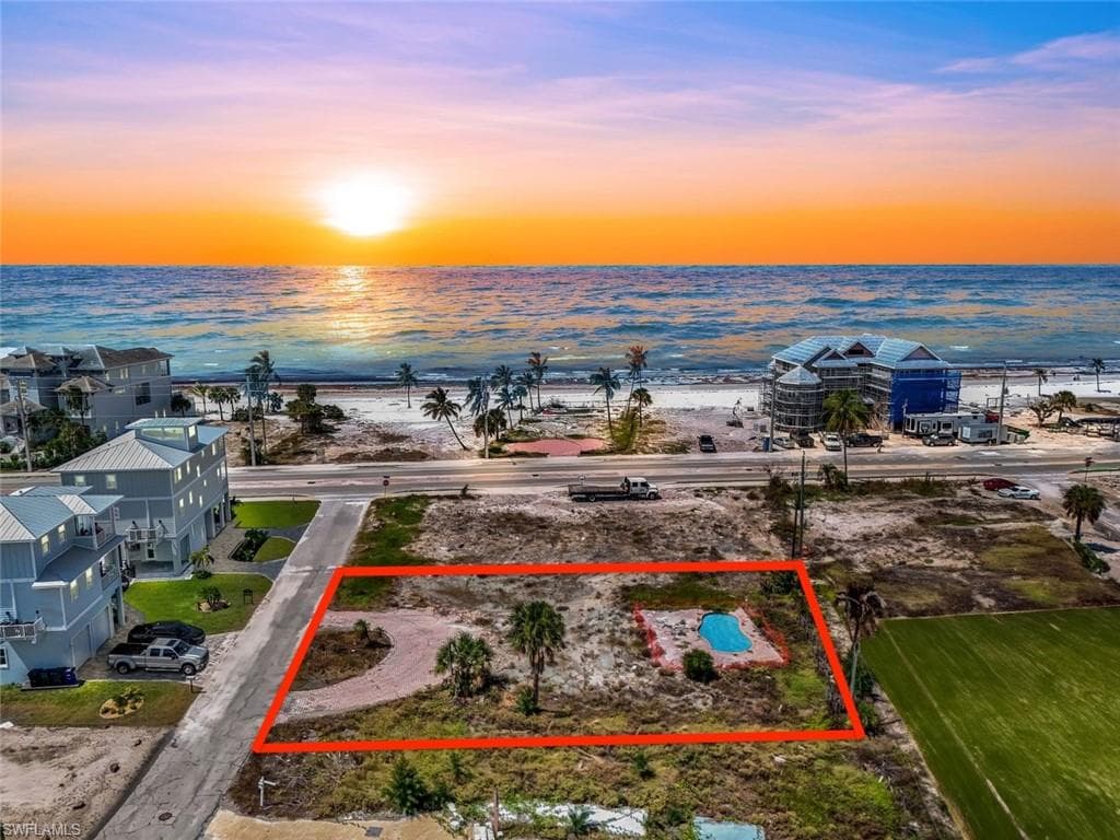 101 Anchorage ST FORT MYERS BEACH, FL 33931