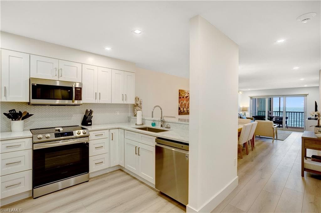25870 Hickory BLVD 203 BONITA SPRINGS, FL 34134