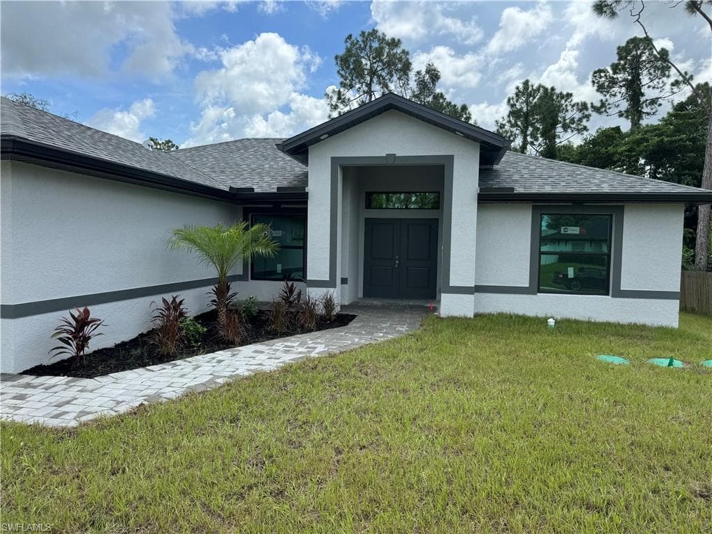 1026 Alfreda AVE LEHIGH ACRES, FL 33971